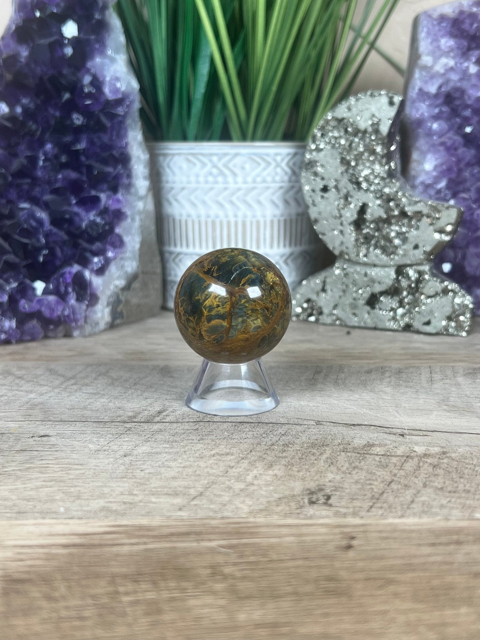 Nellite Sphere 40mm, 4 - Purple Door Alchemy