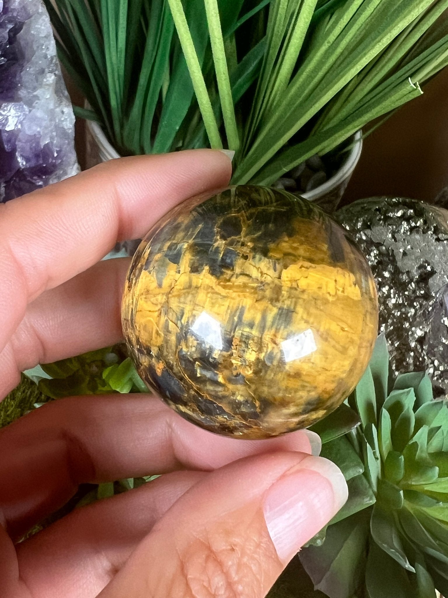 Nellite Sphere 40mm, 5 - Purple Door Alchemy