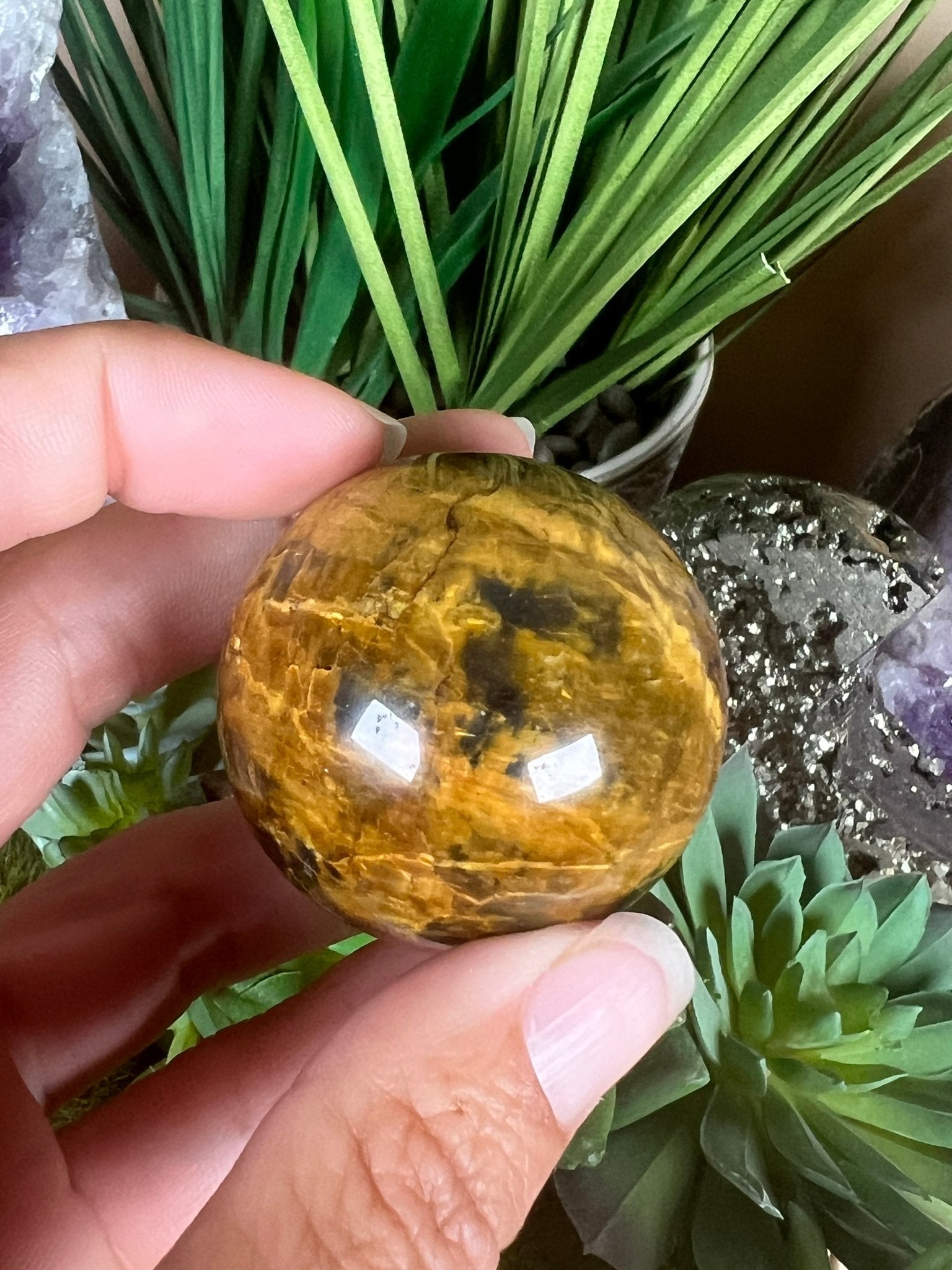 Nellite Sphere 40mm, 5 - Purple Door Alchemy