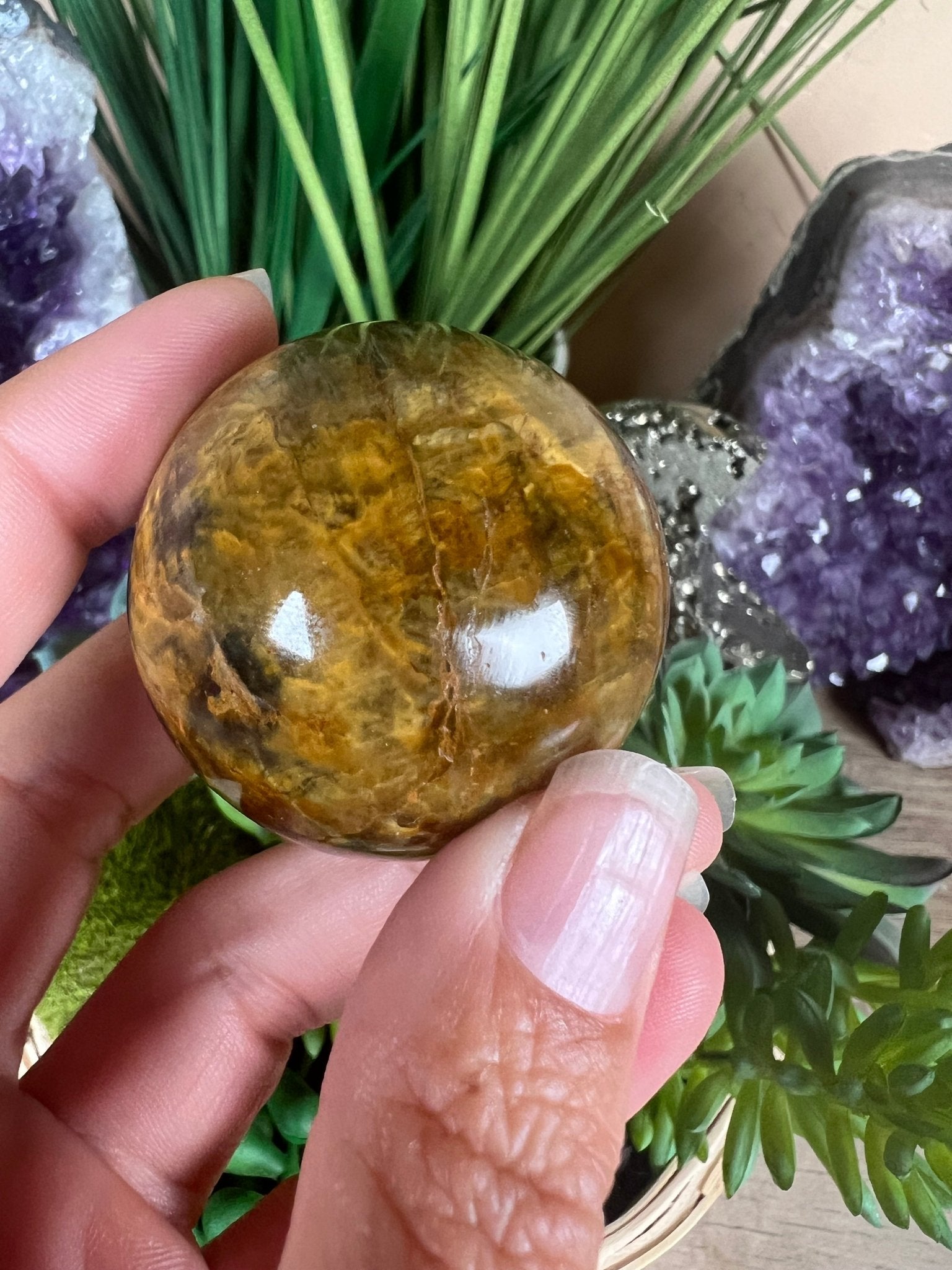 Nellite Sphere 40mm, 6 - Purple Door Alchemy