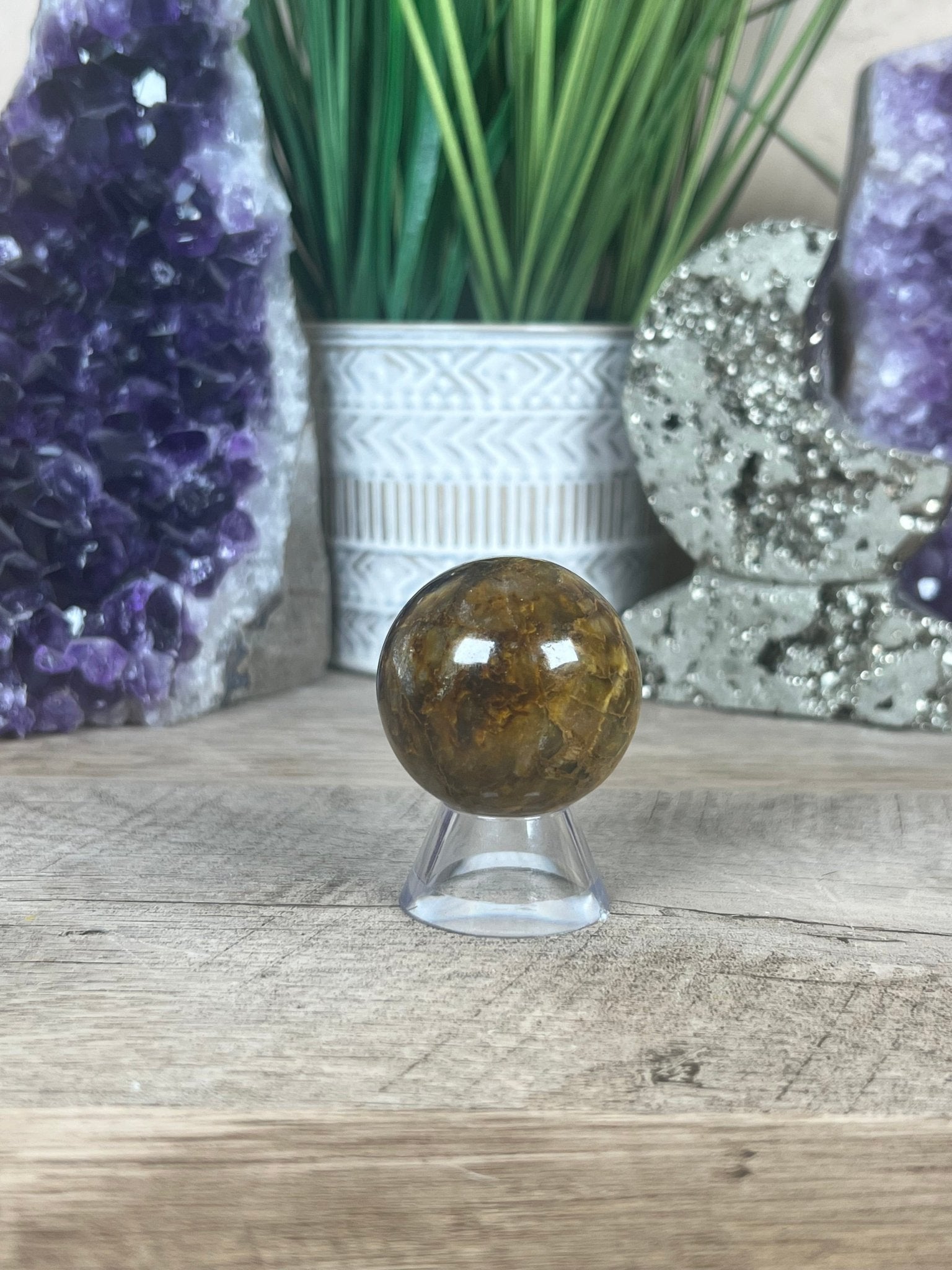 Nellite Sphere 40mm, 6 - Purple Door Alchemy