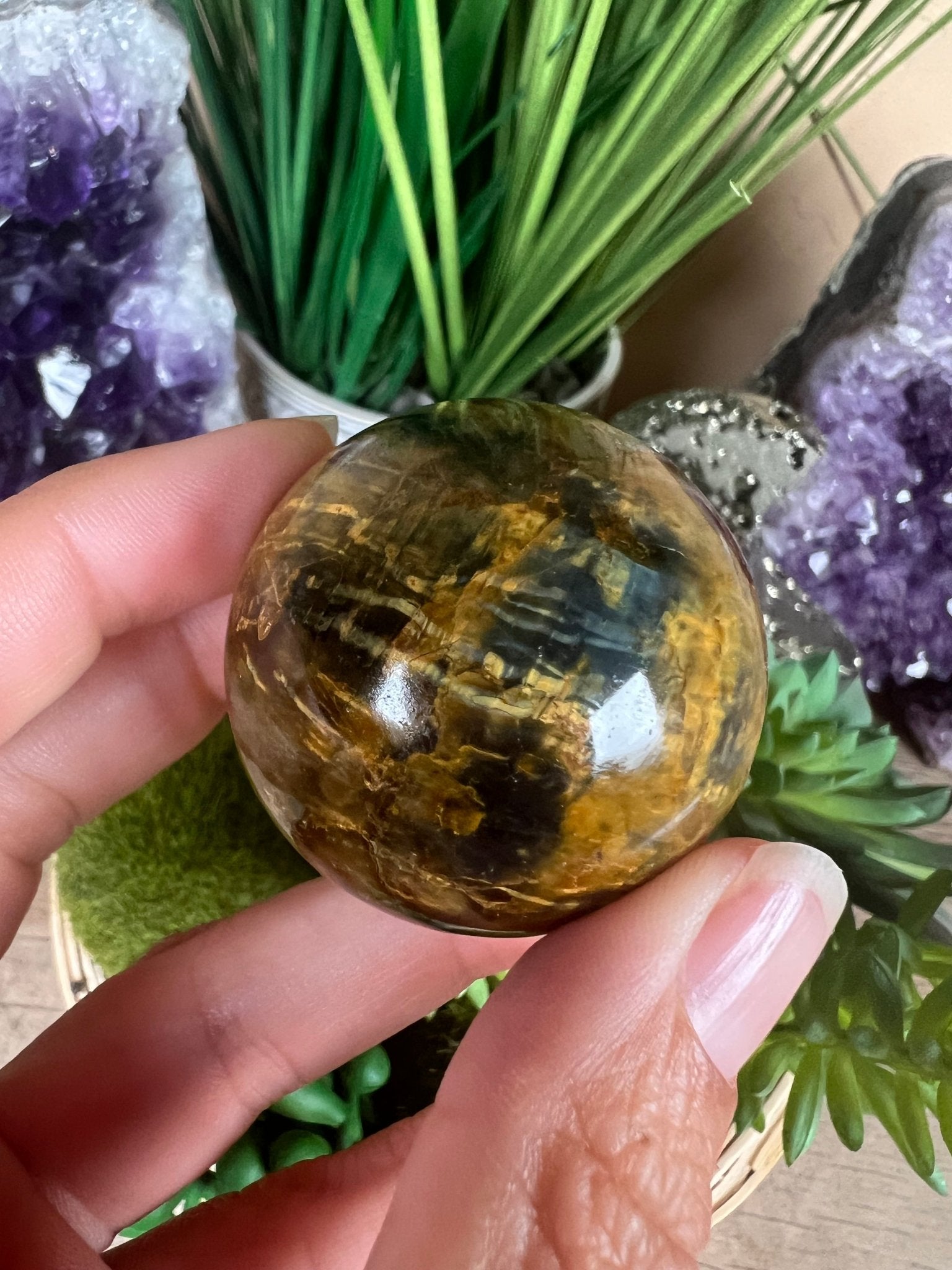 Nellite Sphere 40mm, 6 - Purple Door Alchemy