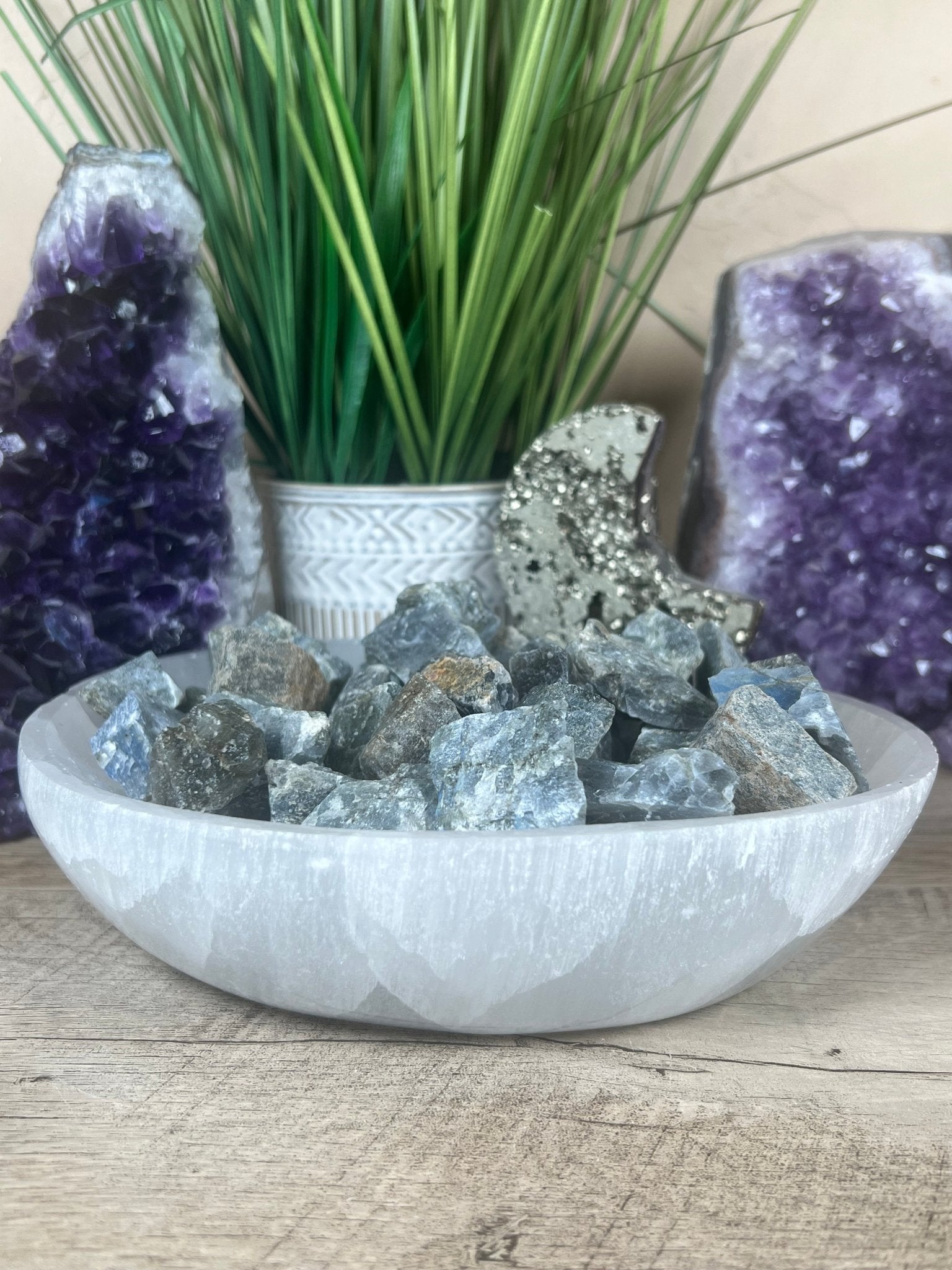 Raw Labradorite - Purple Door Alchemy