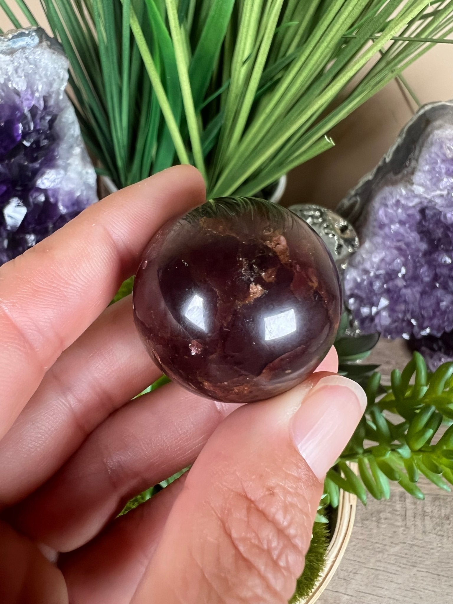 Star Garnet Sphere 32mm, 1.25 in - Purple Door Alchemy