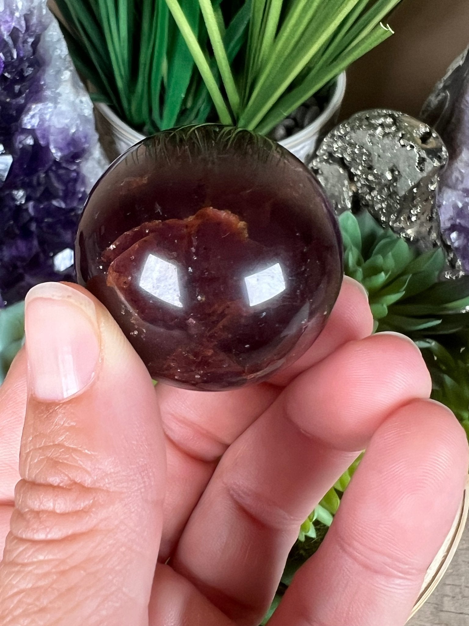 Star Garnet Sphere 36mm, 1.42 in - Purple Door Alchemy