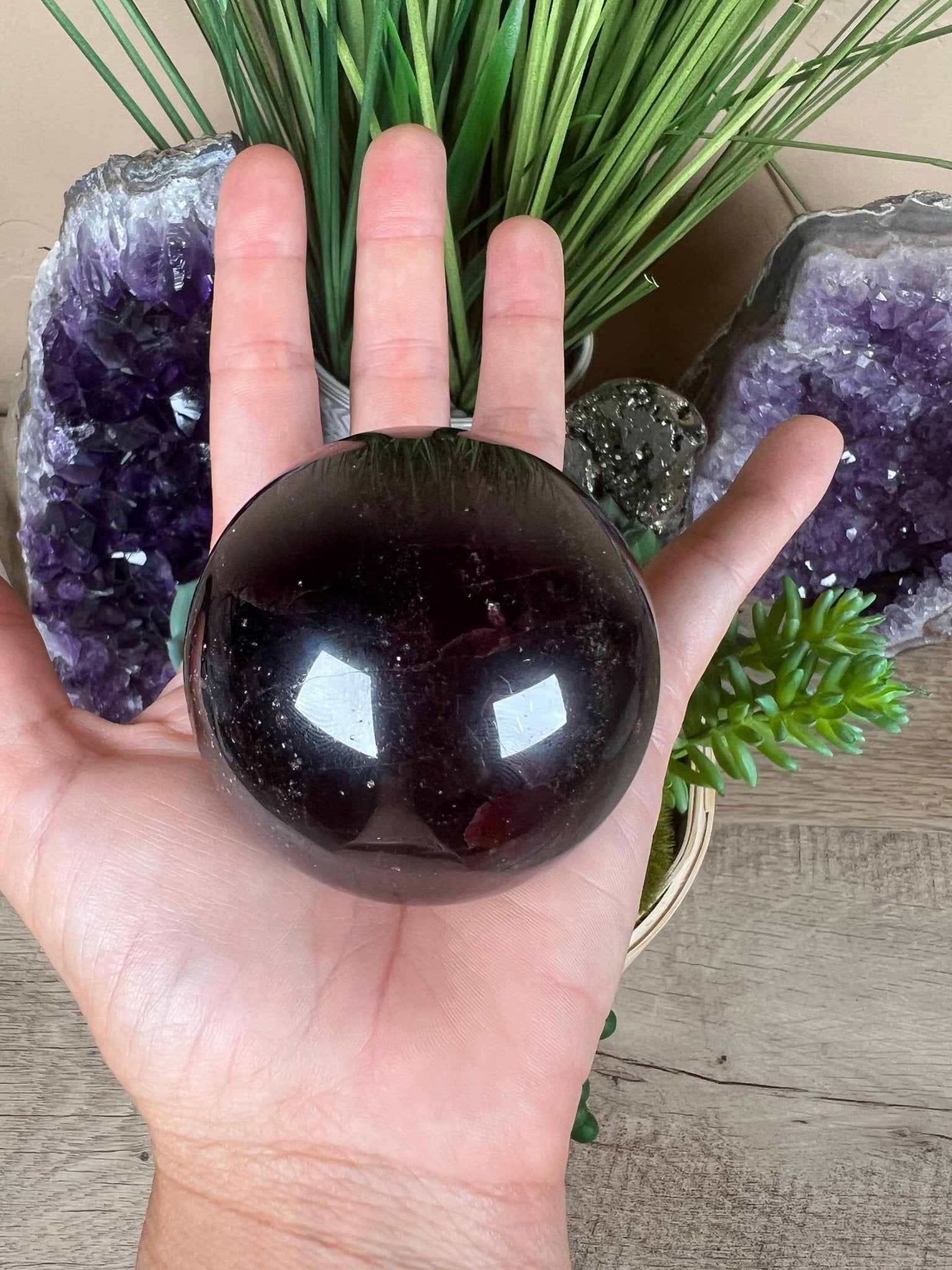 Star Garnet Sphere 60mm, 2.36 in - Purple Door Alchemy