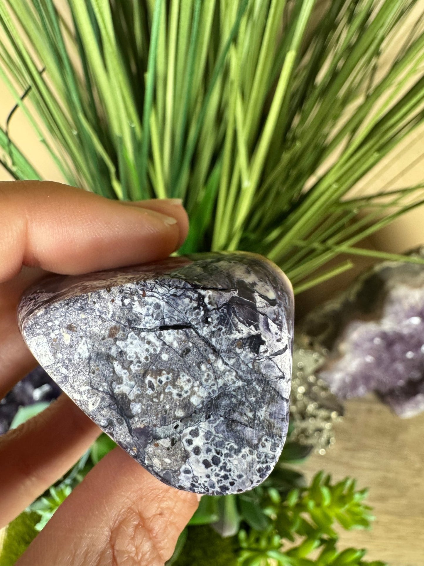 Tiffany Stone Freeform 51mm/2.01in - Purple Door Alchemy