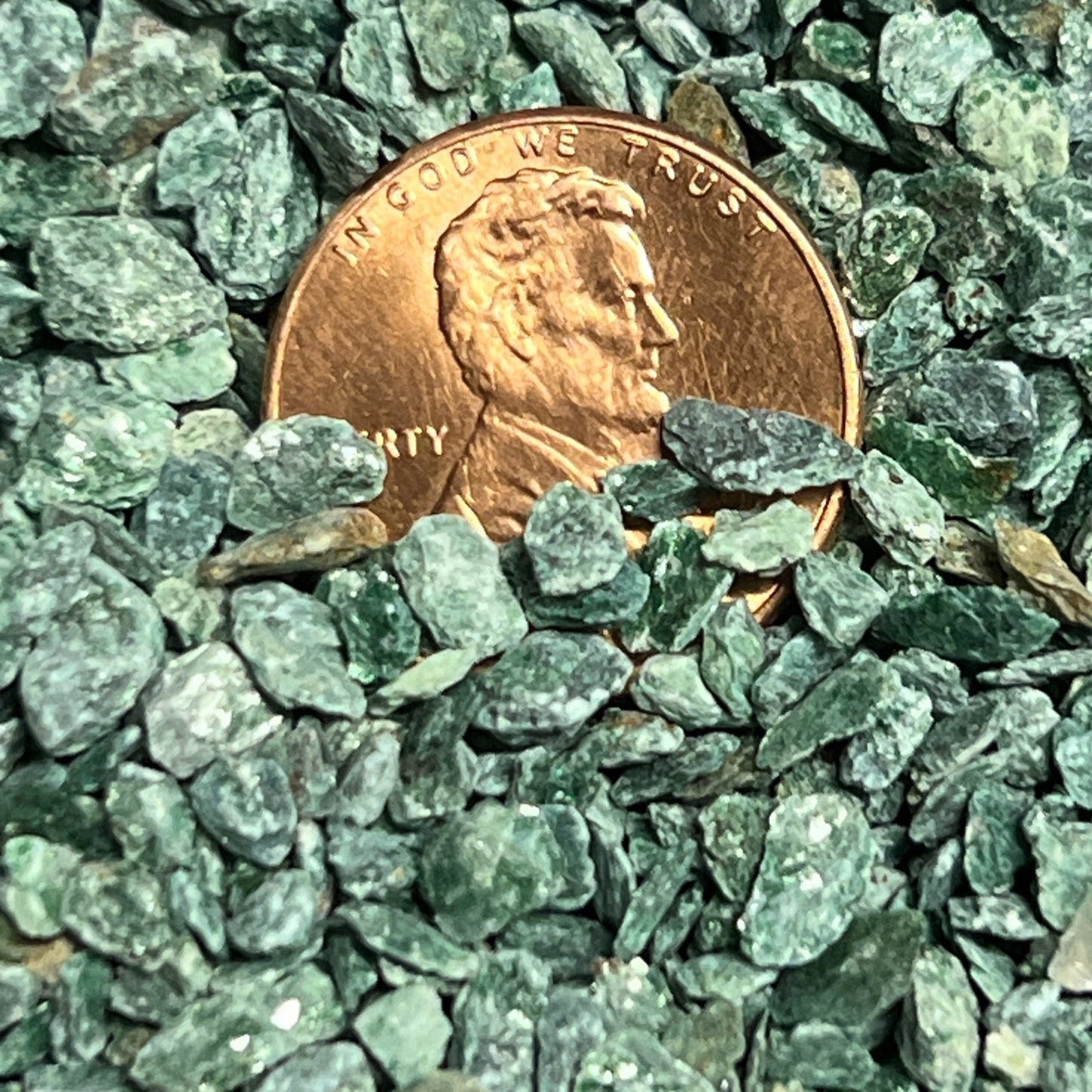 Crushed Fuchsite - Purple Door Alchemy