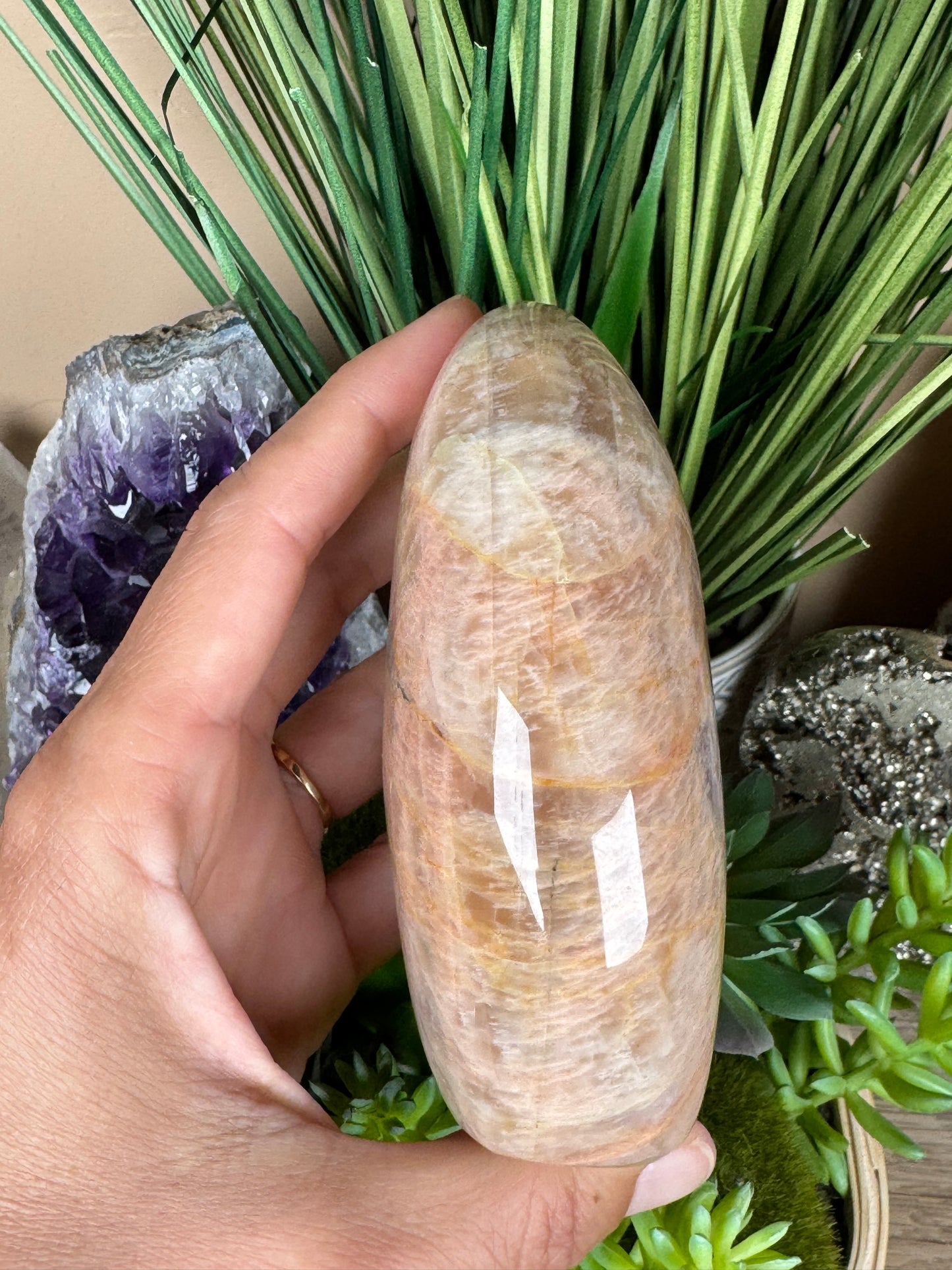 Peach Moonstone Freeform 4.17in