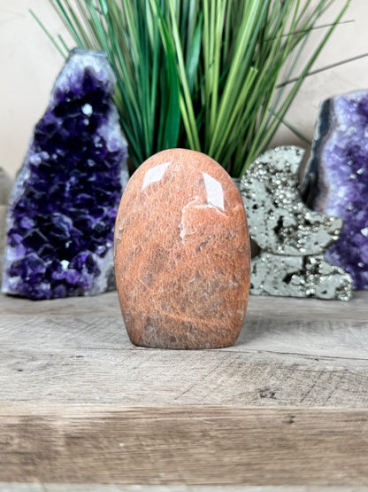 Peach Moonstone Freeform 3.8in