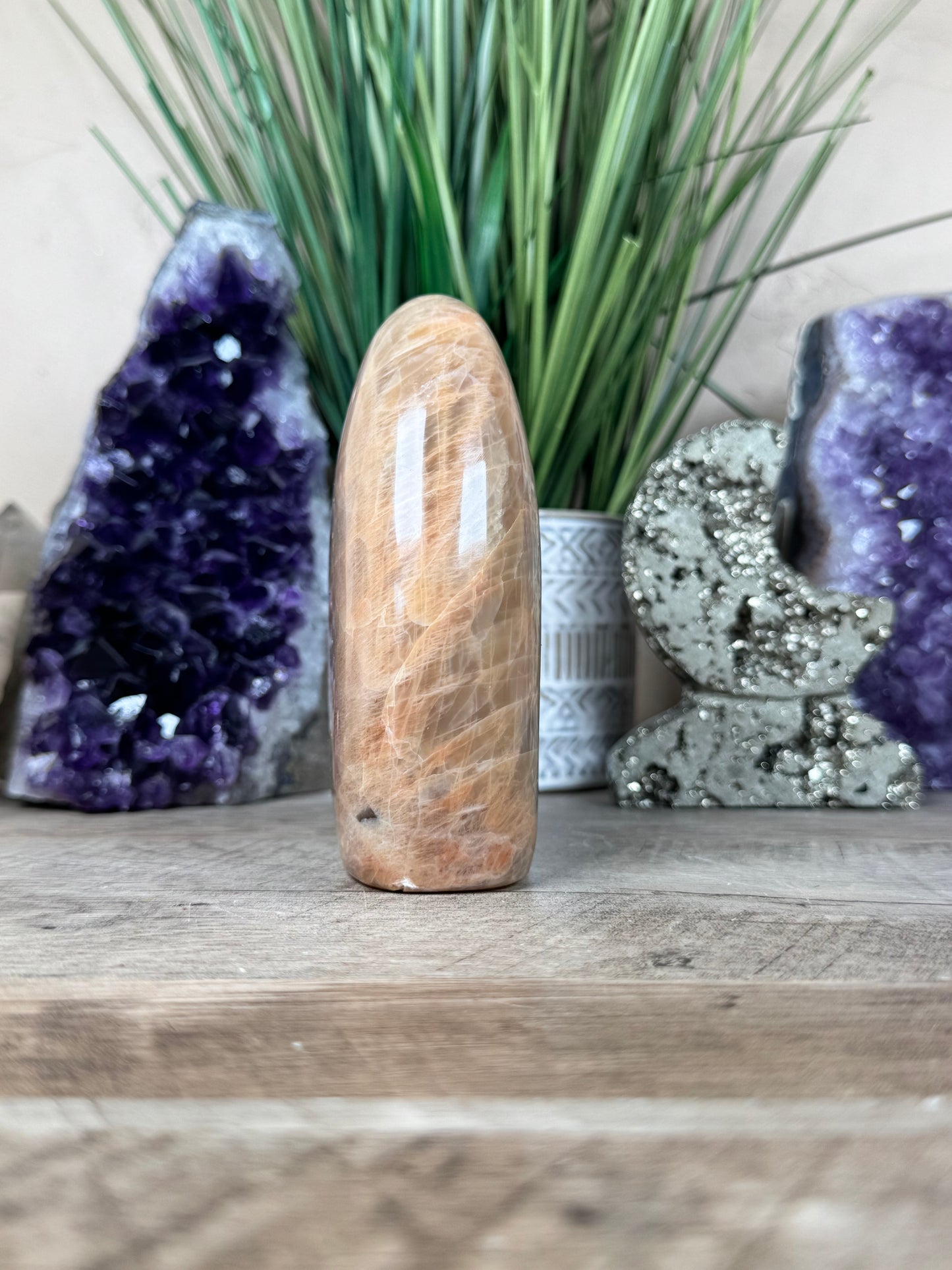 Peach Moonstone Freeform 4.8in