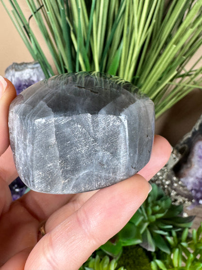 Polished Purple Labradorite Flame 3.4in