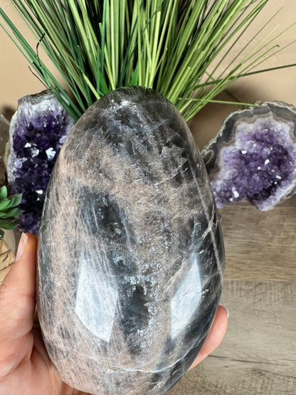 Black Moonstone Freeform 5.39in