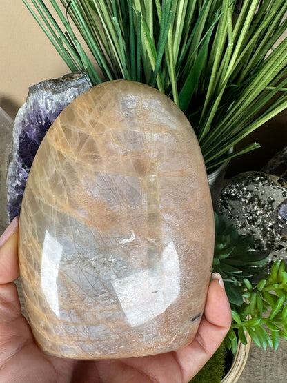 Peach Moonstone Freeform 4.8in