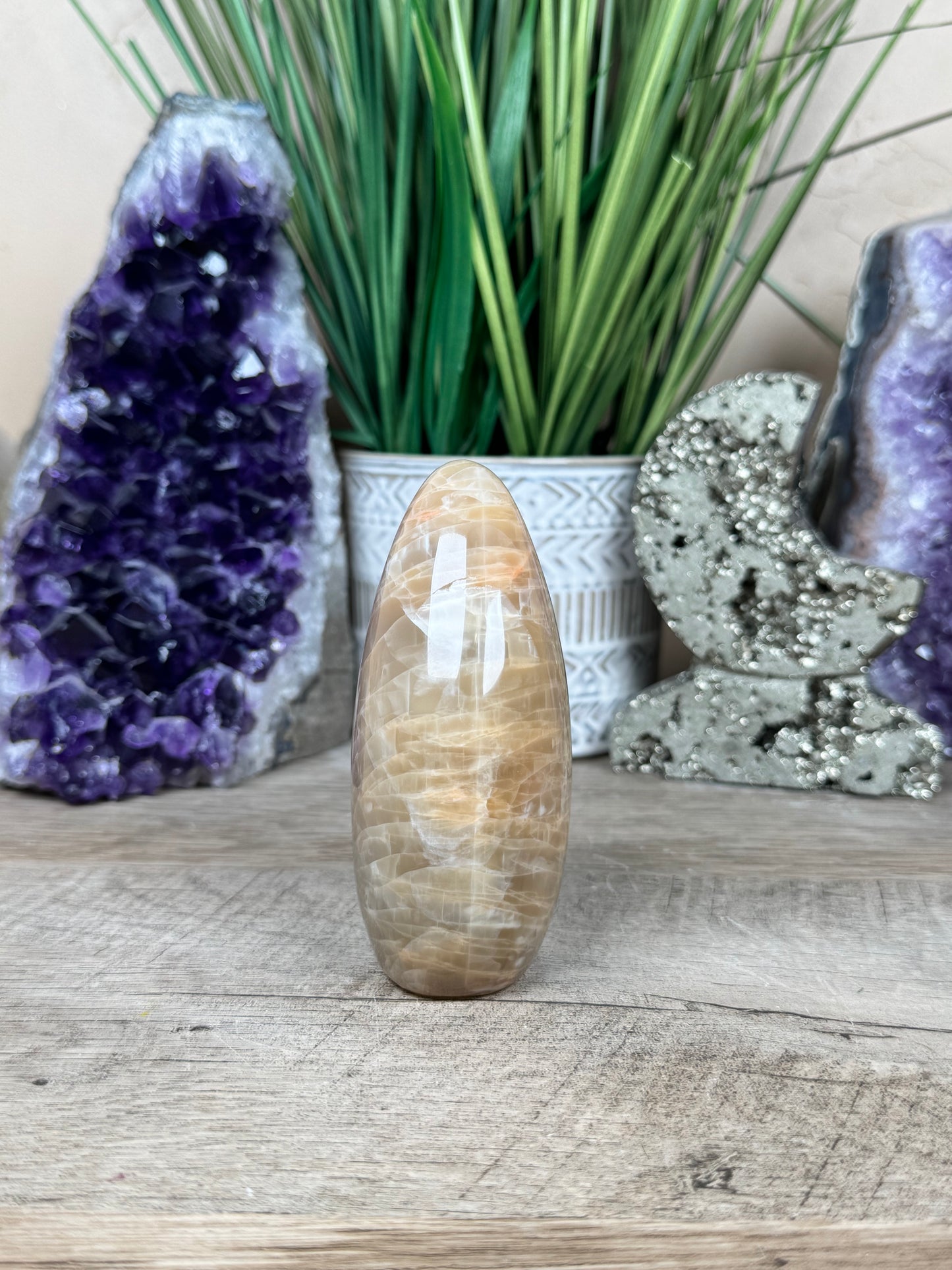 Peach Moonstone Freeform 3.7in