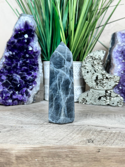 Purple Labradorite Point 4.33in