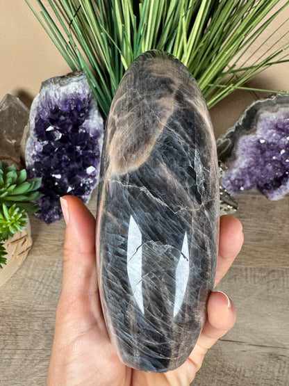 Black Moonstone Freeform 5.39in