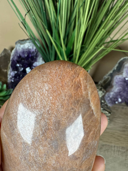 Peach Moonstone Freeform 3.5in