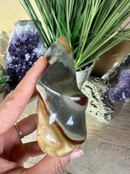 Polychrome Jasper Flame 4.2in