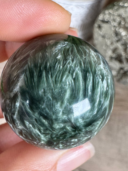 Seraphinite Sphere 31mm (1.25")