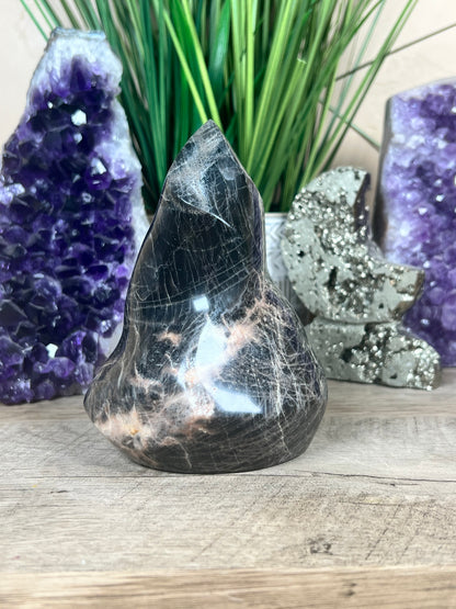 Black Moonstone Flame 124mm/4.9in