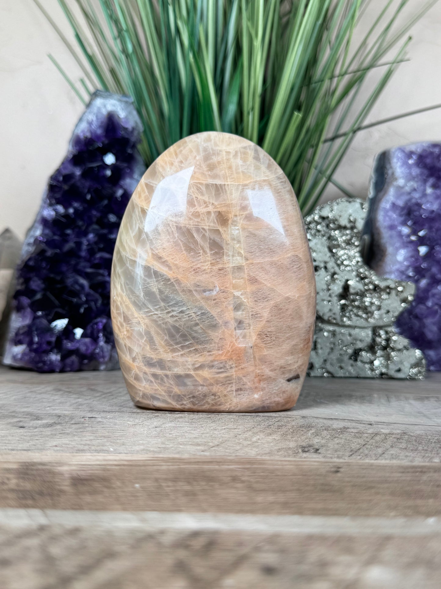Peach Moonstone Freeform 4.8in