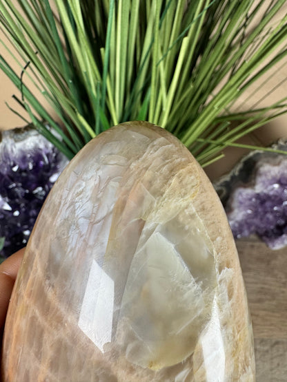 Peach Moonstone Freeform 4.72in