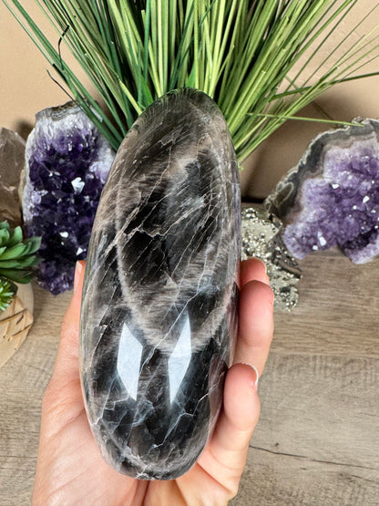 Black Moonstone Freeform 5.39in