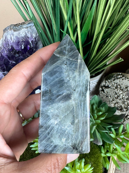 Sunset Labradorite Point 91mm/3.58in