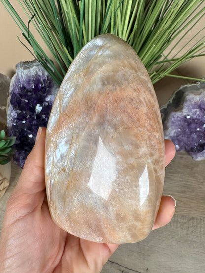 Peach Moonstone Freeform 4.72in