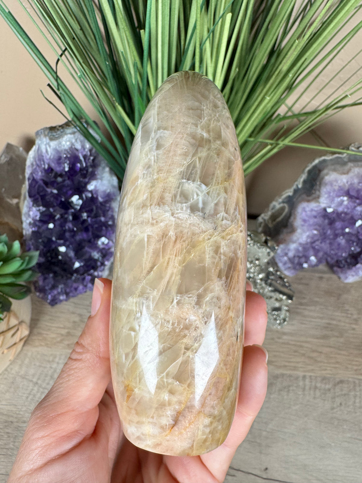 Peach Moonstone Freeform 4.72in