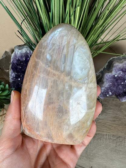 Peach Moonstone Freeform 4.72in