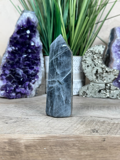 Purple Labradorite Point 4.33in
