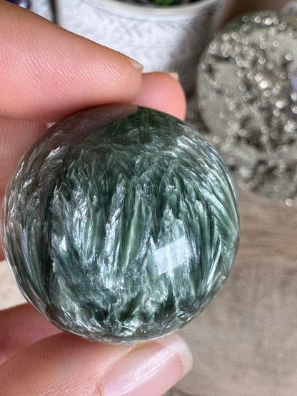 Seraphinite Sphere 31mm (1.25")