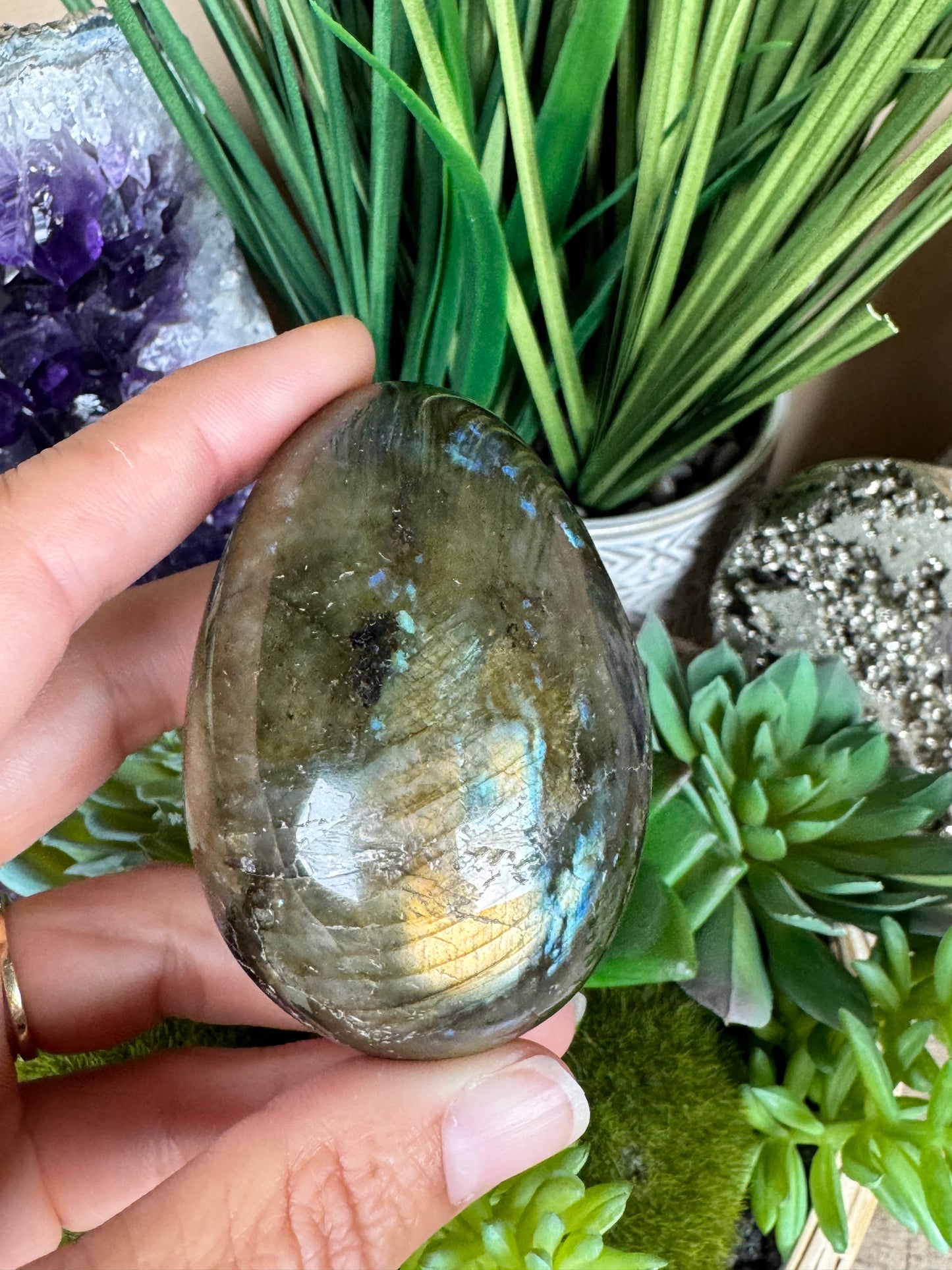 Labradorite Egg 2.6in