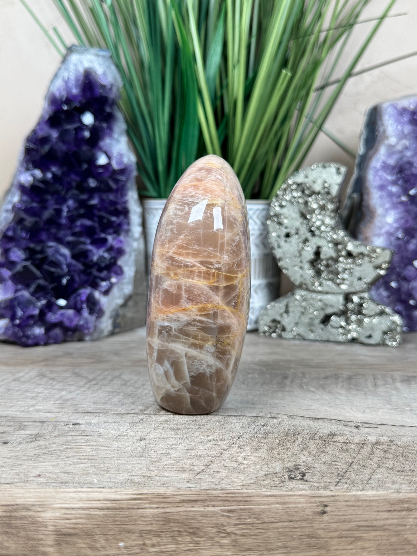 Peach Moonstone Freeform 4.17in