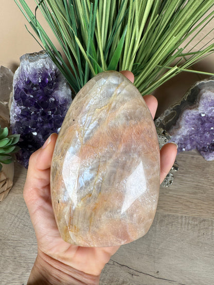 Peach Moonstone Freeform 4.72in