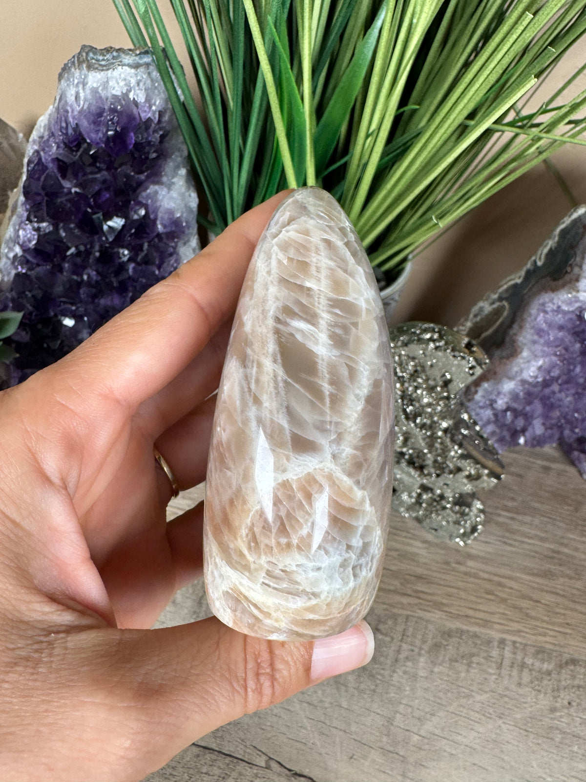 Black Moonstone Freeform 3.5in
