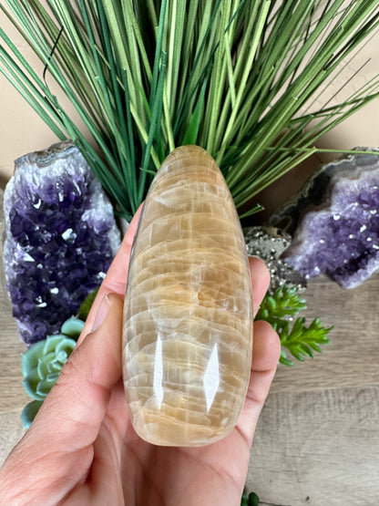 Peach Moonstone Freeform 3.7in