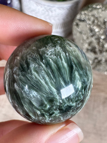 Seraphinite Sphere 31mm (1.25")