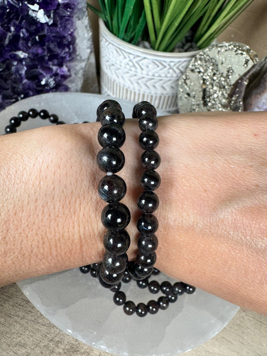 Arfvedsonite Bracelet - Purple Door Alchemy