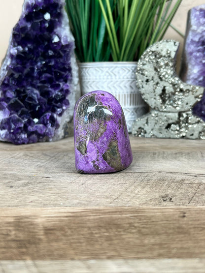 Atlantisite Freeform 63mm (2.48in) - Purple Door Alchemy