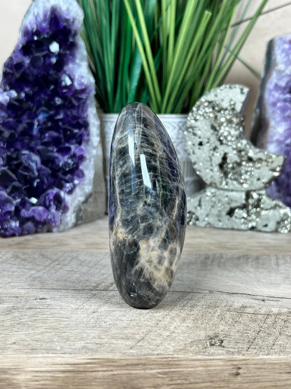 Black Moonstone Freeform 3.54in - Purple Door Alchemy