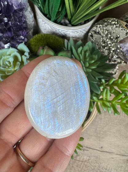 Blue Flash Palm Stone - Purple Door Alchemy