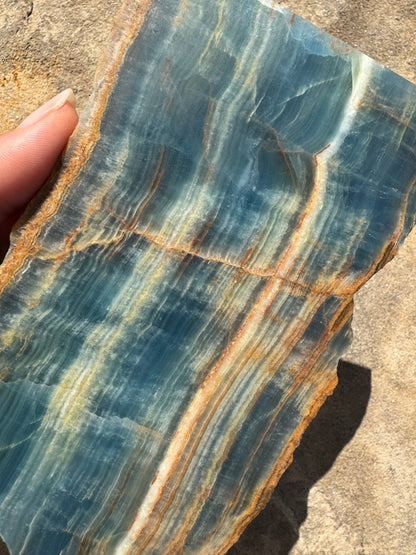 Blue Onyx Calcite Slab 309g - Purple Door Alchemy