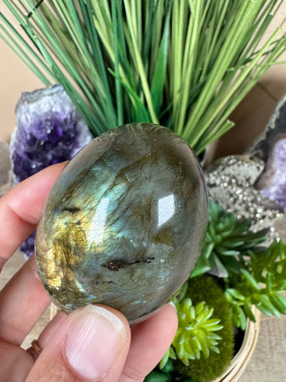 Labradorite Egg 2.6in - Purple Door Alchemy