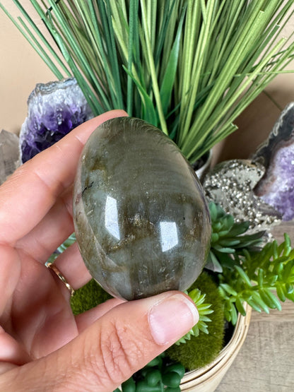 Labradorite Egg 2.6in - Purple Door Alchemy