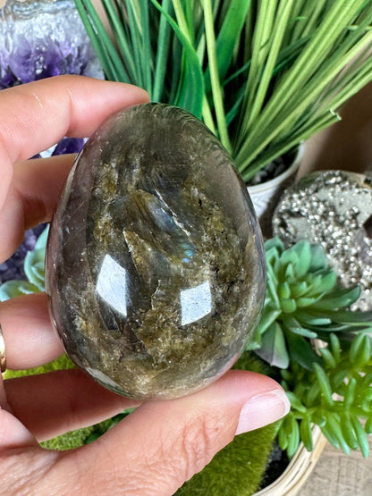 Labradorite Egg 2.6in - Purple Door Alchemy