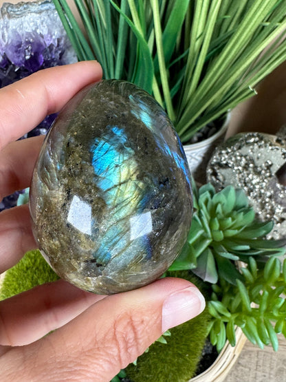 Labradorite Egg 2.6in - Purple Door Alchemy