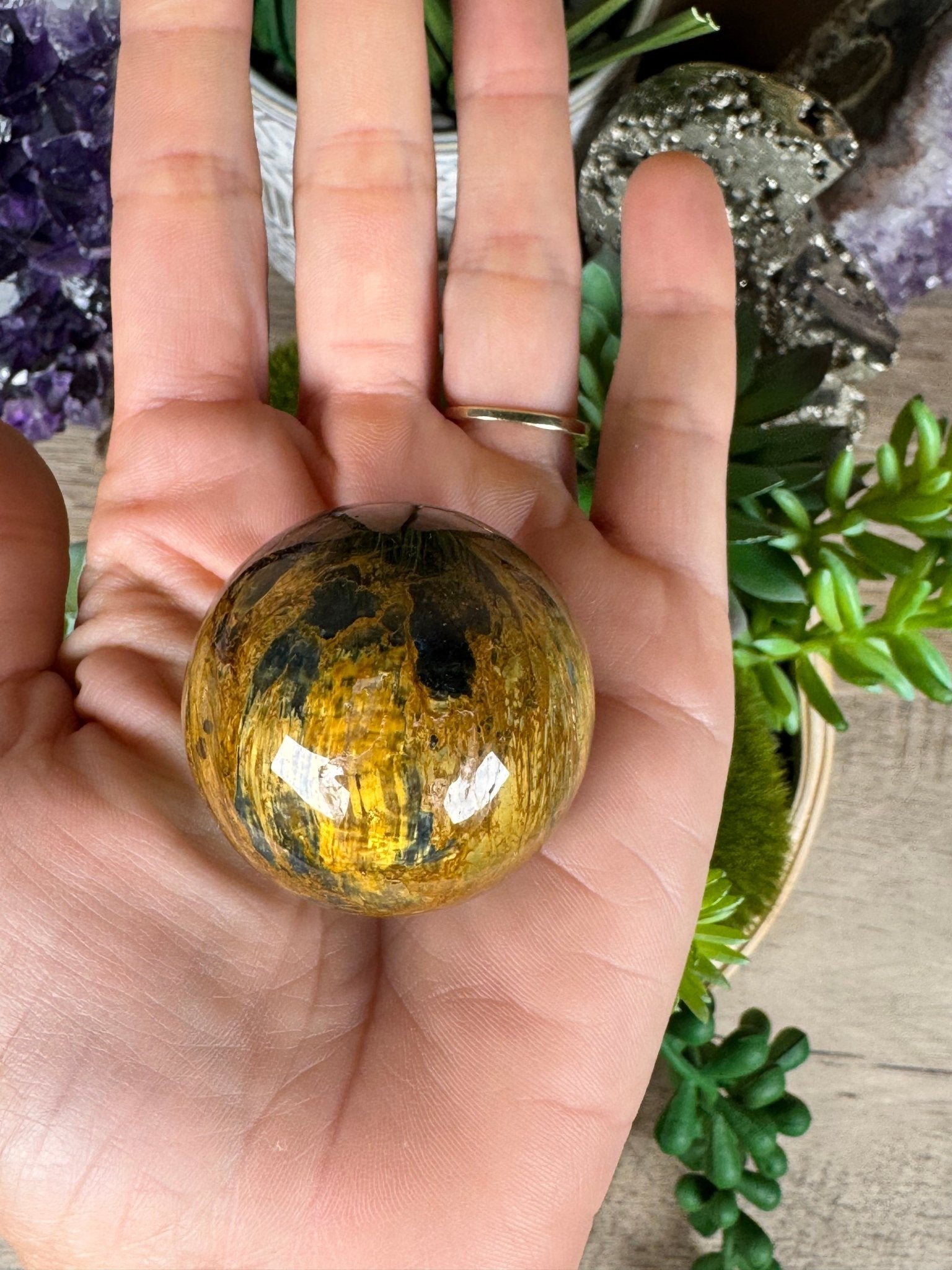 Nellite Sphere 40mm, 7 - Purple Door Alchemy